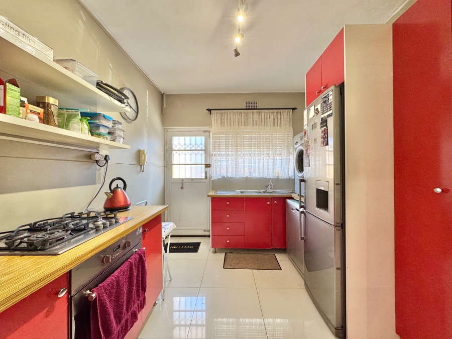 2 Bedroom Property for Sale in Kenilworth Western Cape